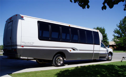 Corporate Transfers - Executive Charters & Limousine of Alameda County