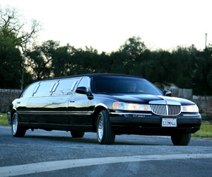 The Best & Most Affordable Limo Rental Experience 